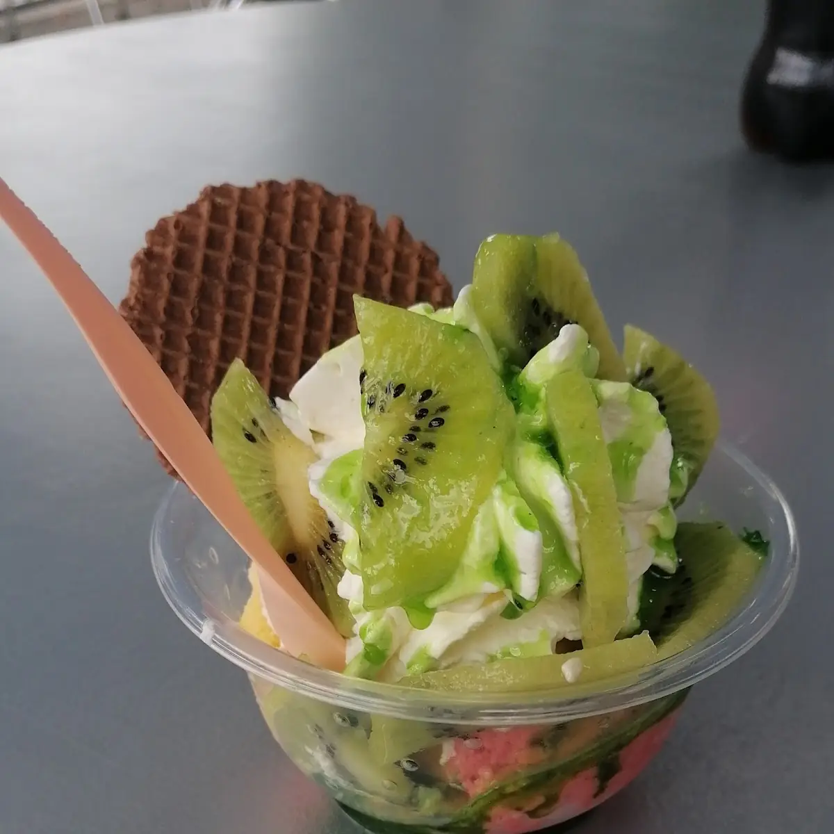 Kiwibecher