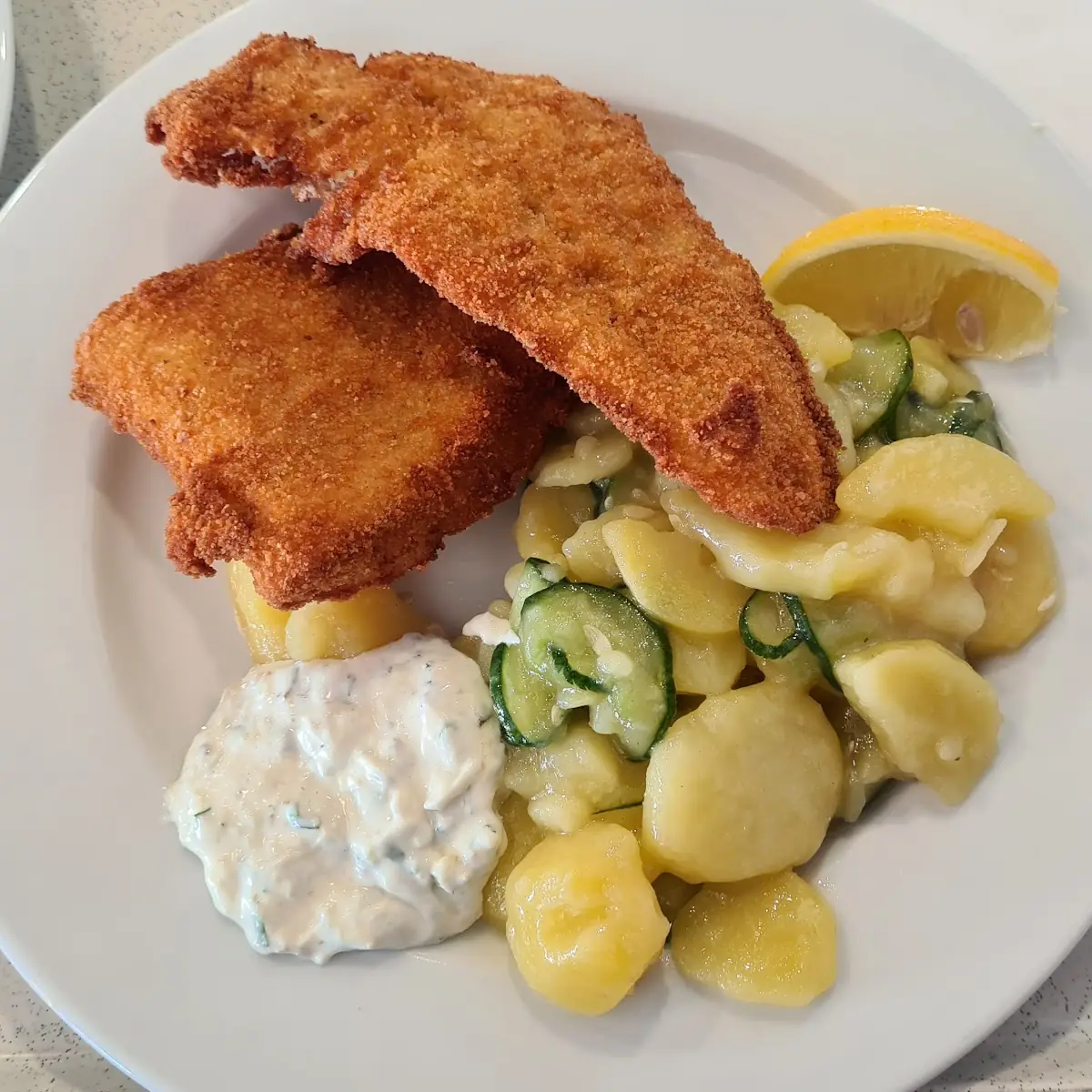 Seehecht Mit Kartoffelsalat