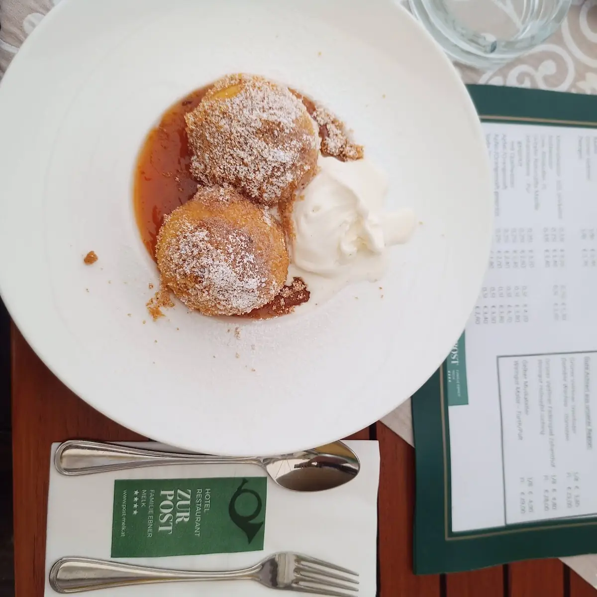Marillen Knödel Mit Vanille Eis