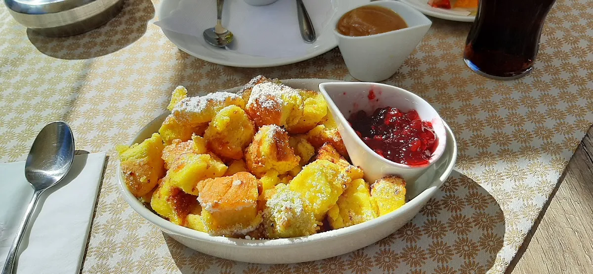 Kaiserschmarren Mit Preiselberen