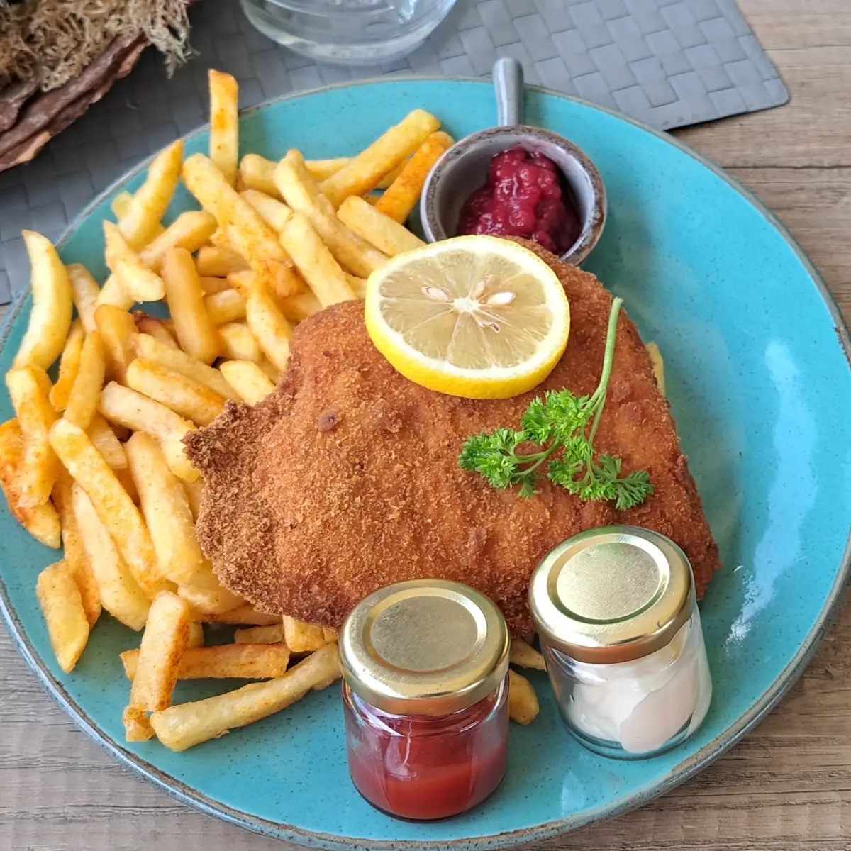 Cordon Bleu Mit Pommes