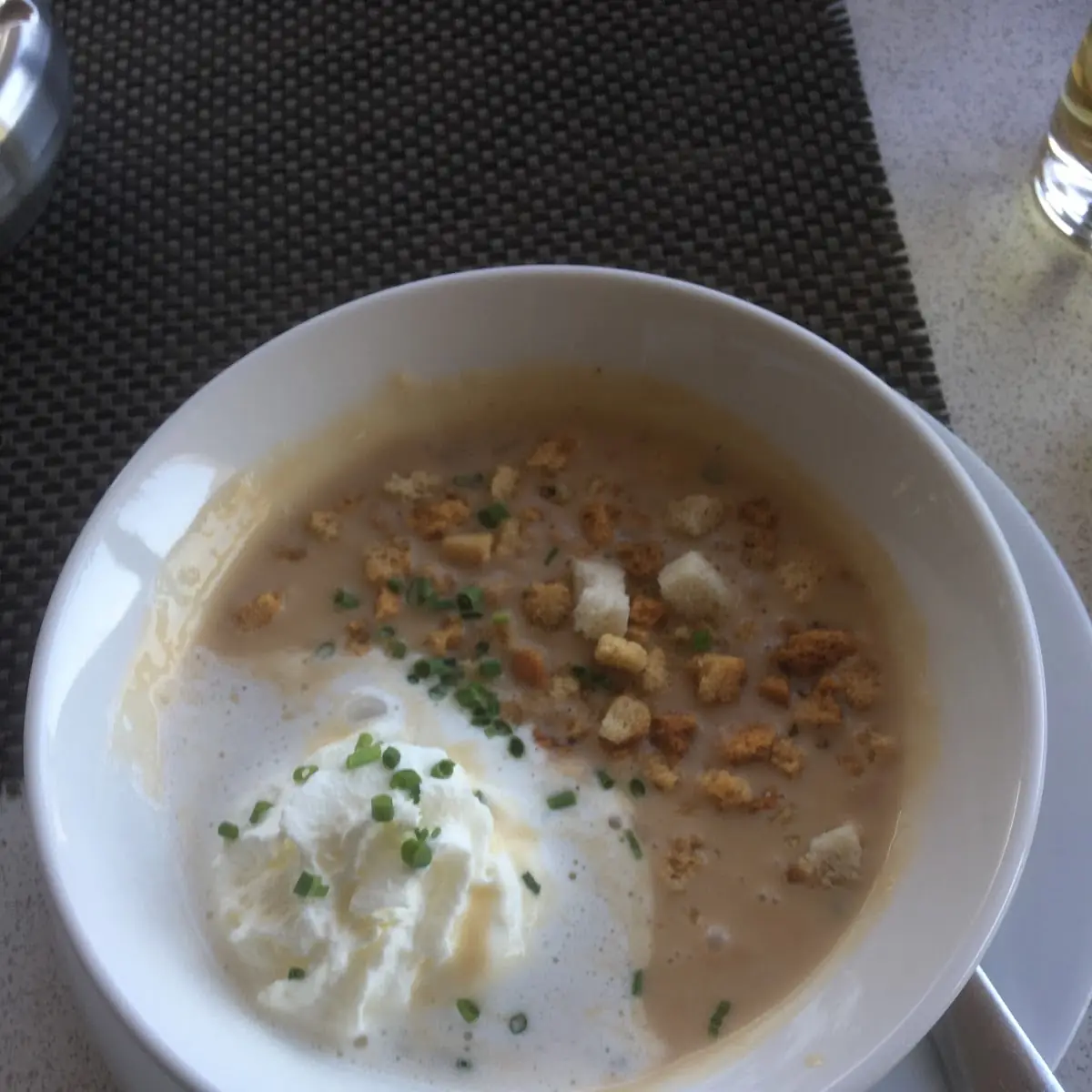 Knoblauchcremesuppe