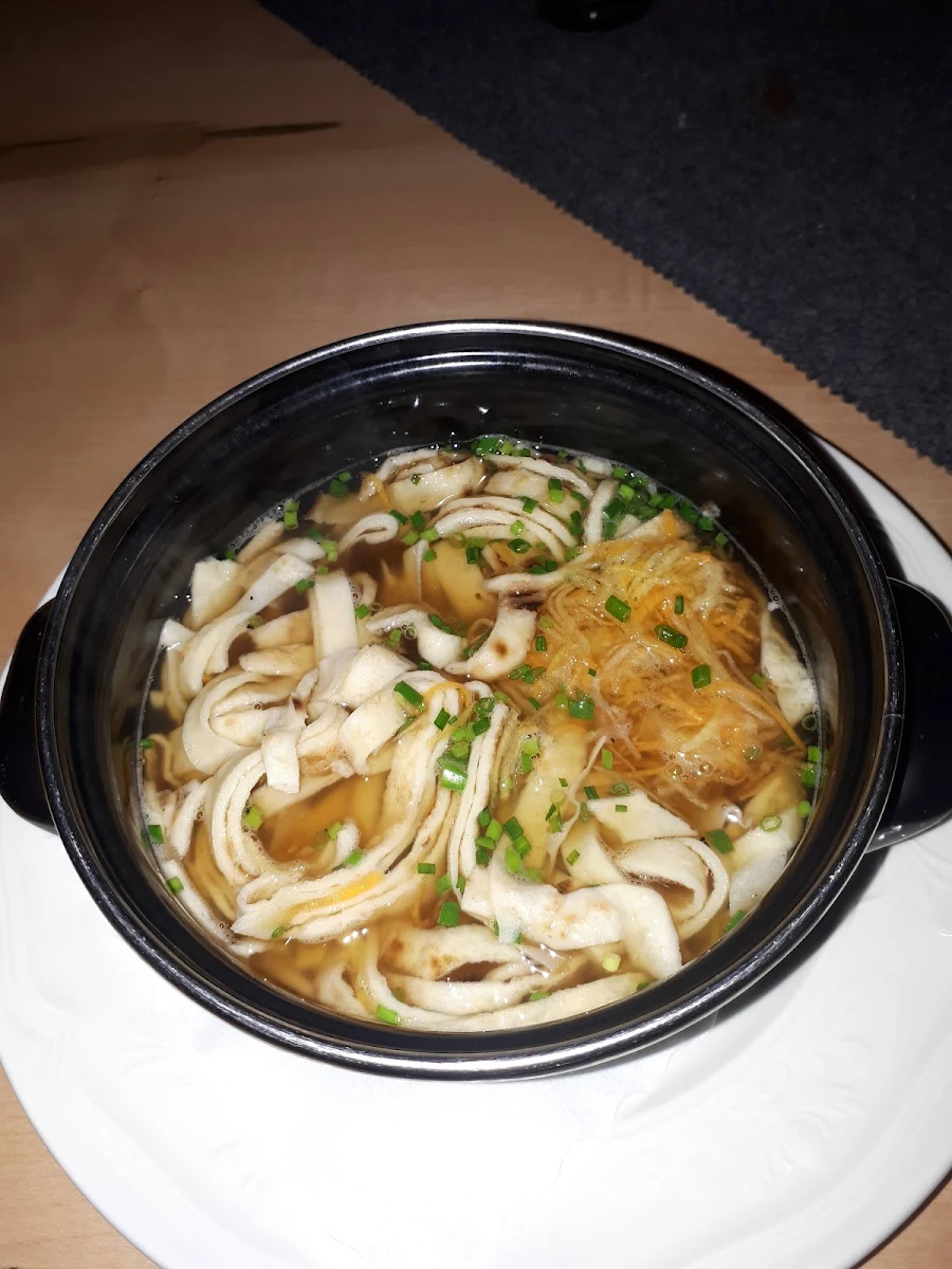 Rindssuppe Mit Fridatten