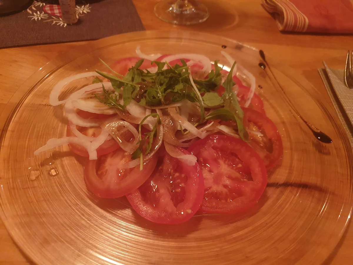 Tomaat Ui Salade