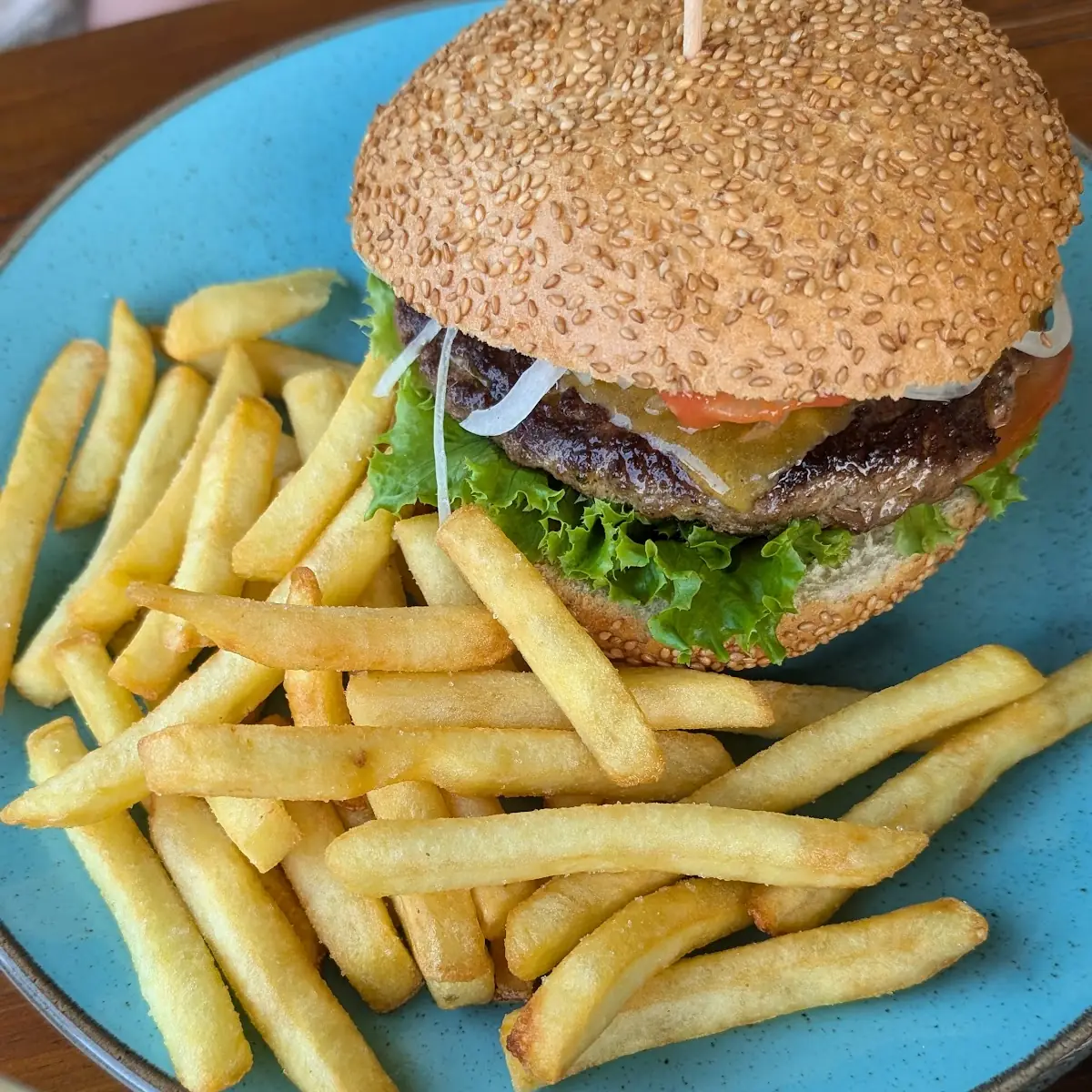 Hausburger Cheeseburger