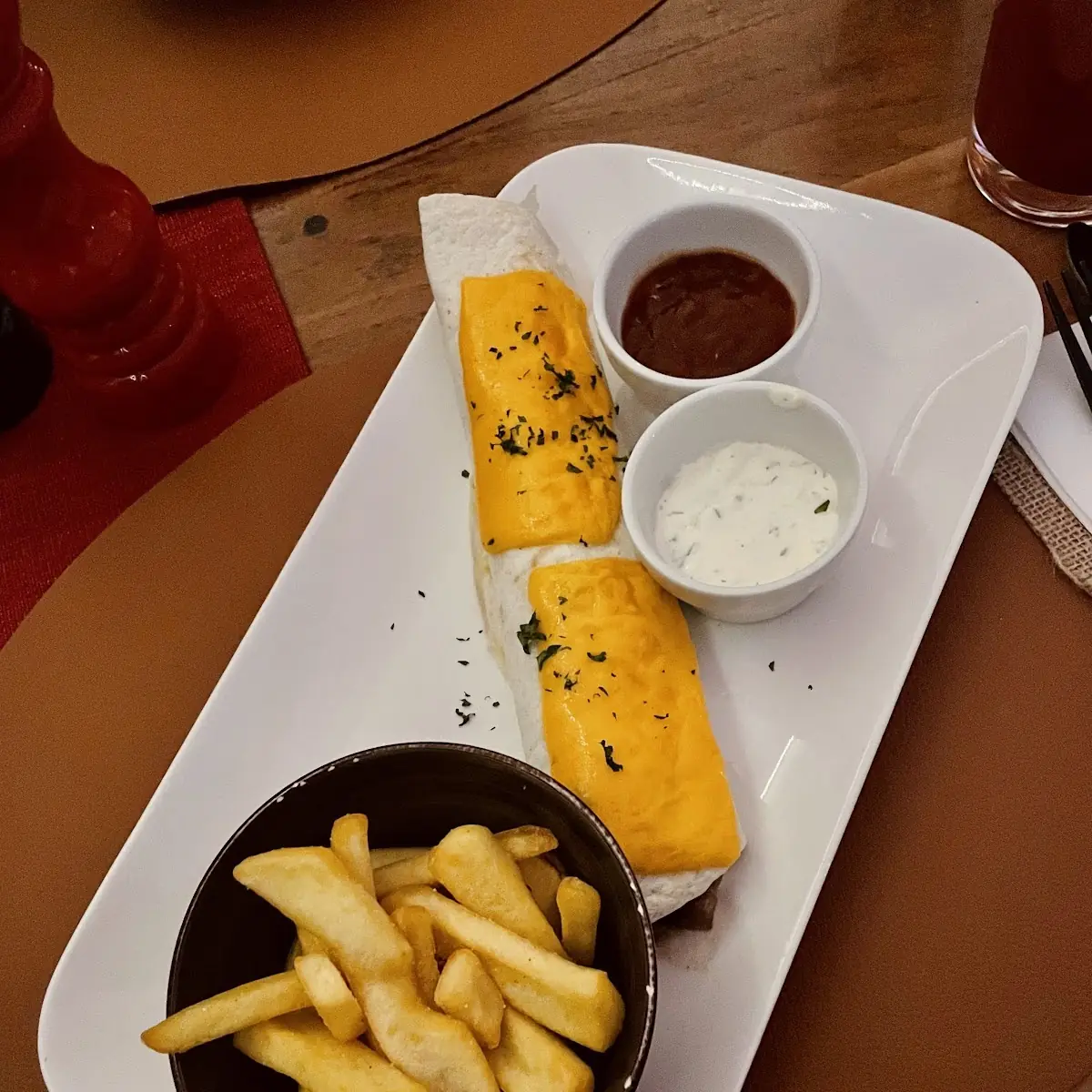 Burrito & Pommes Chili Con Carne