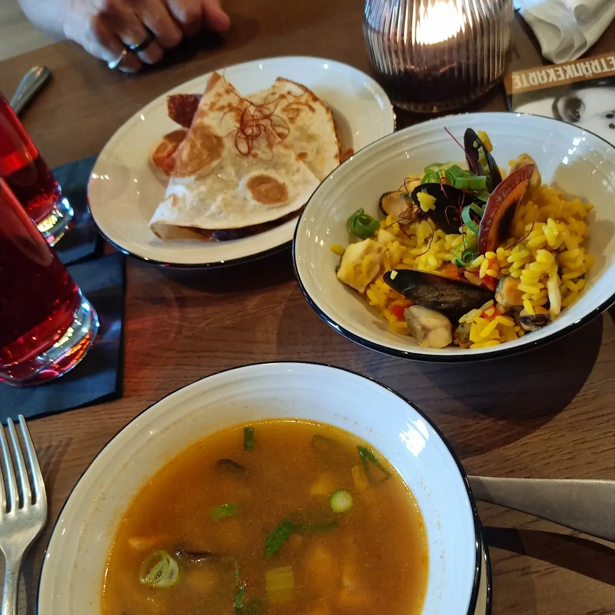 Fischsuppe Paella
