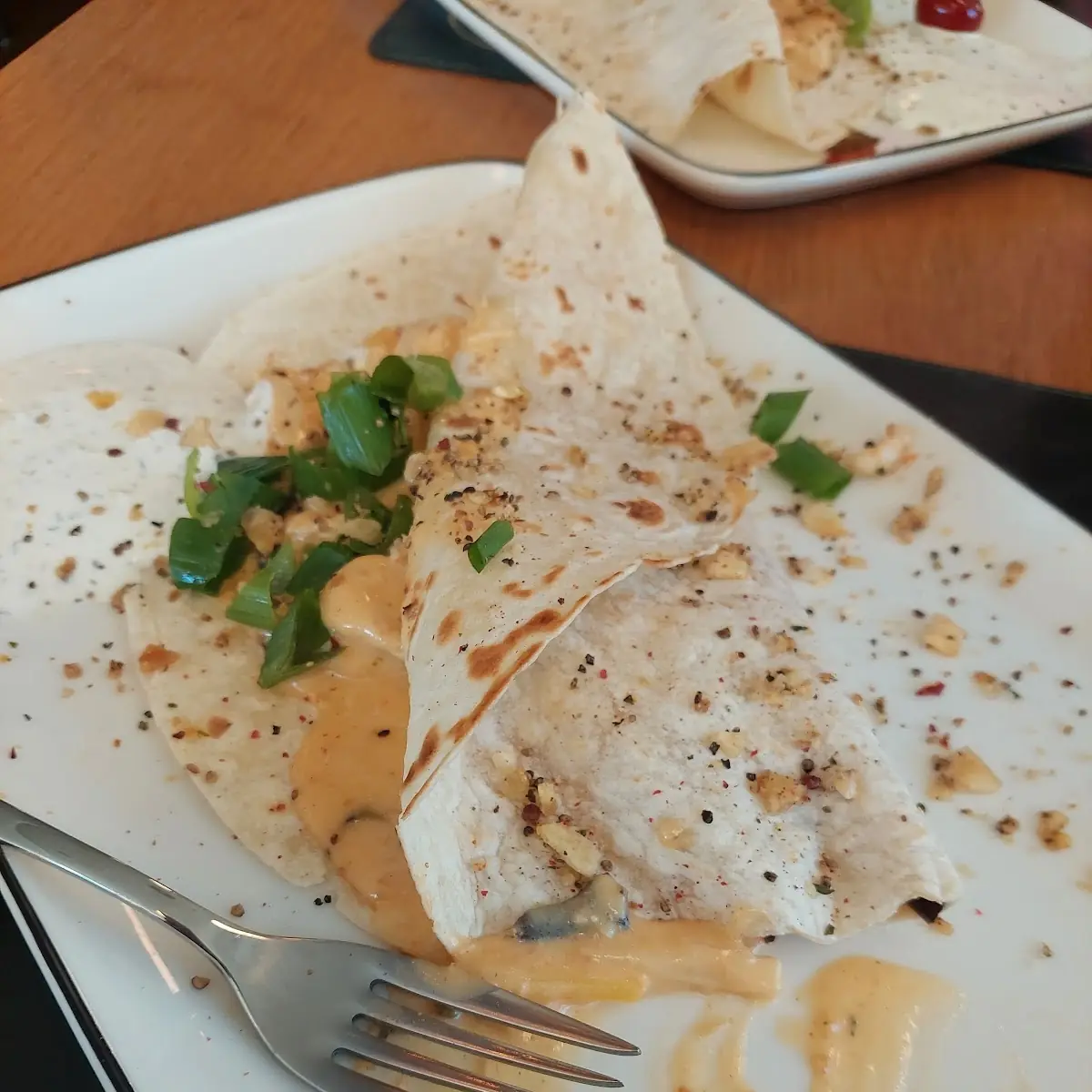 Wrap Mit Poulet Und Süss-sauer Sauce