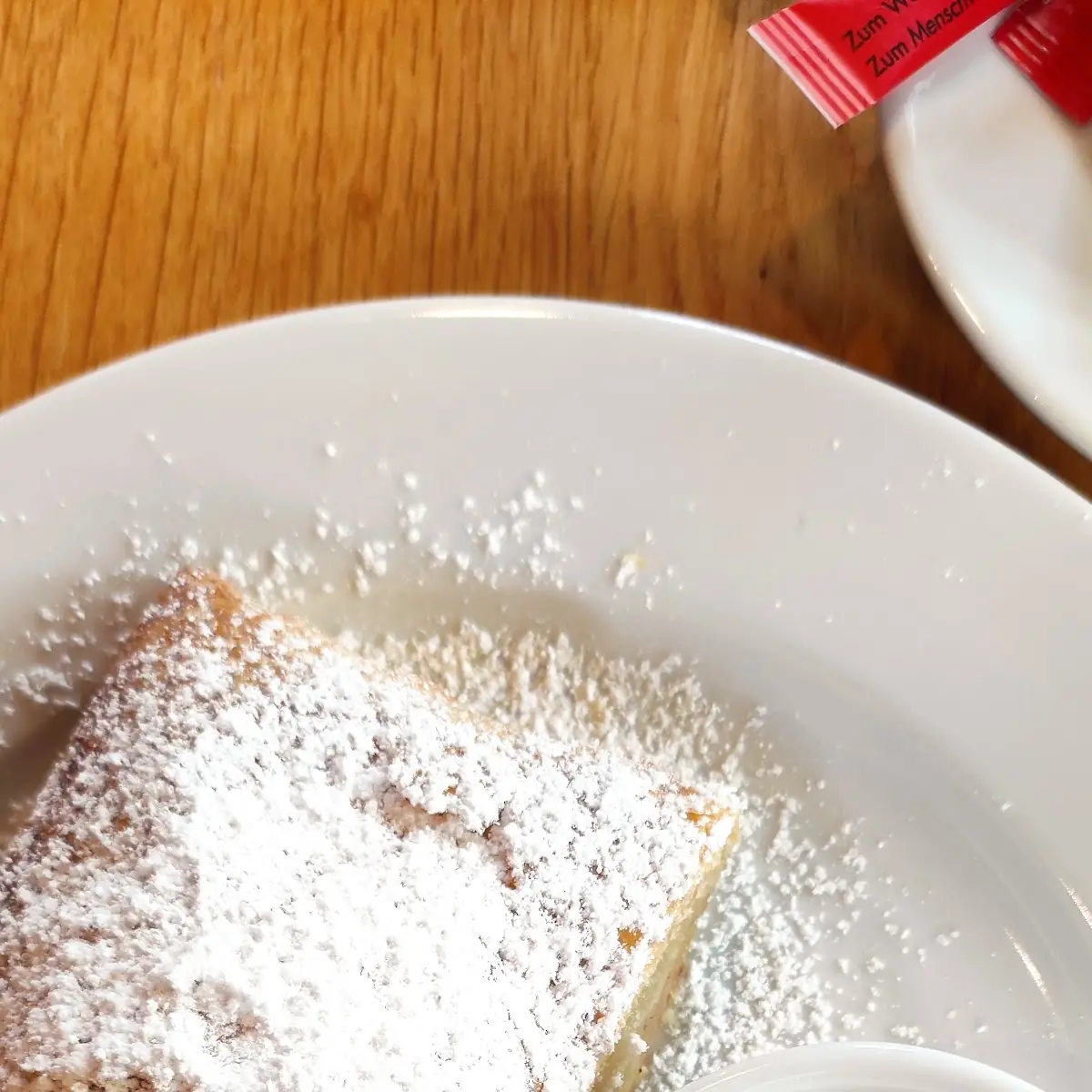 Apfelstrudel Mit Vanilleeis