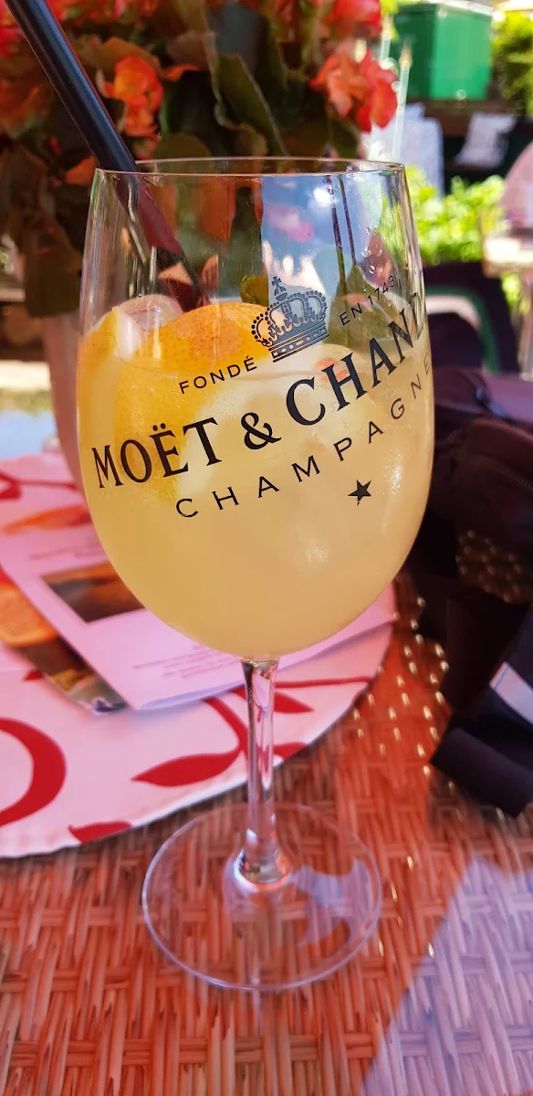 Limoncellospritz