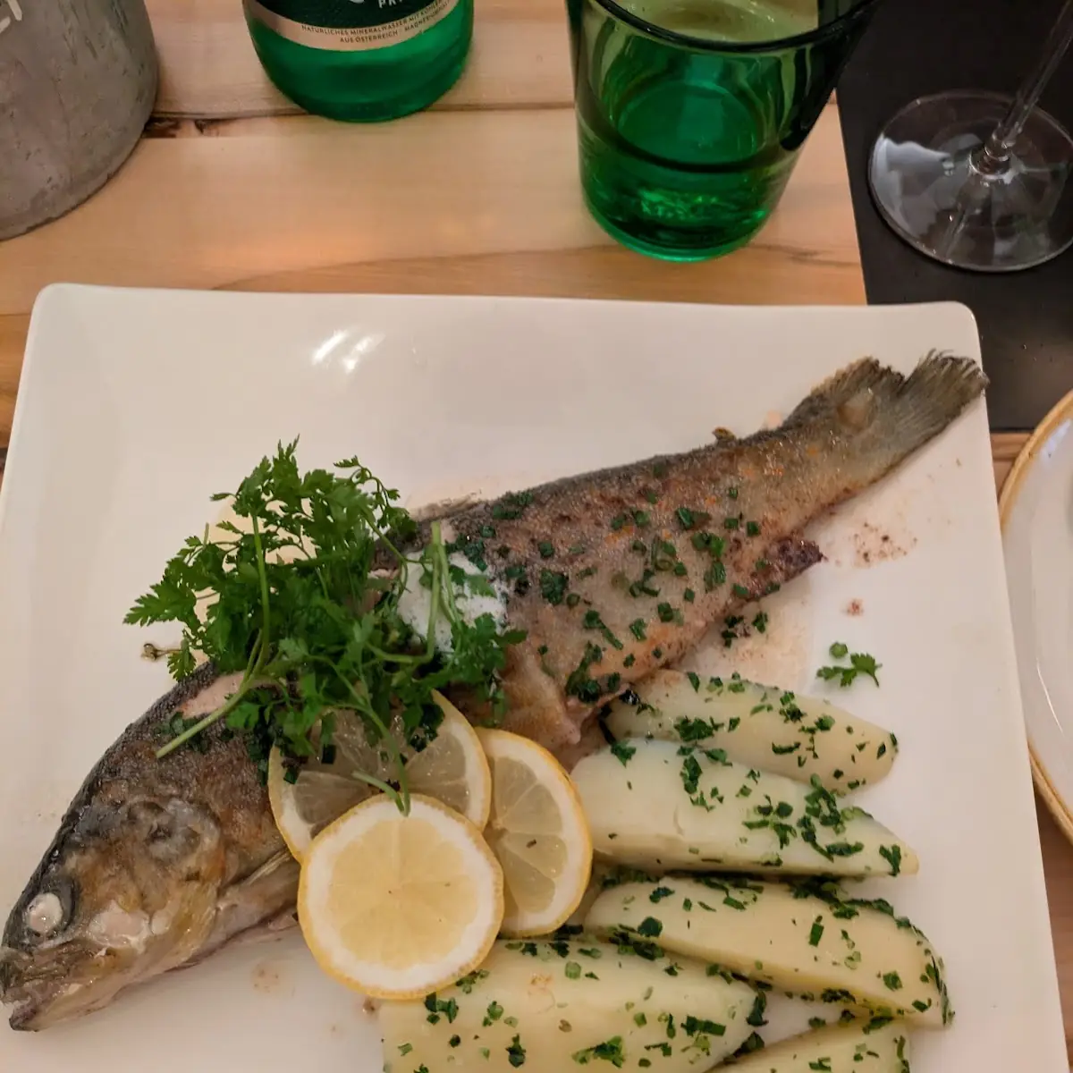 Bachforelle Mit Petersilienkartoffeln