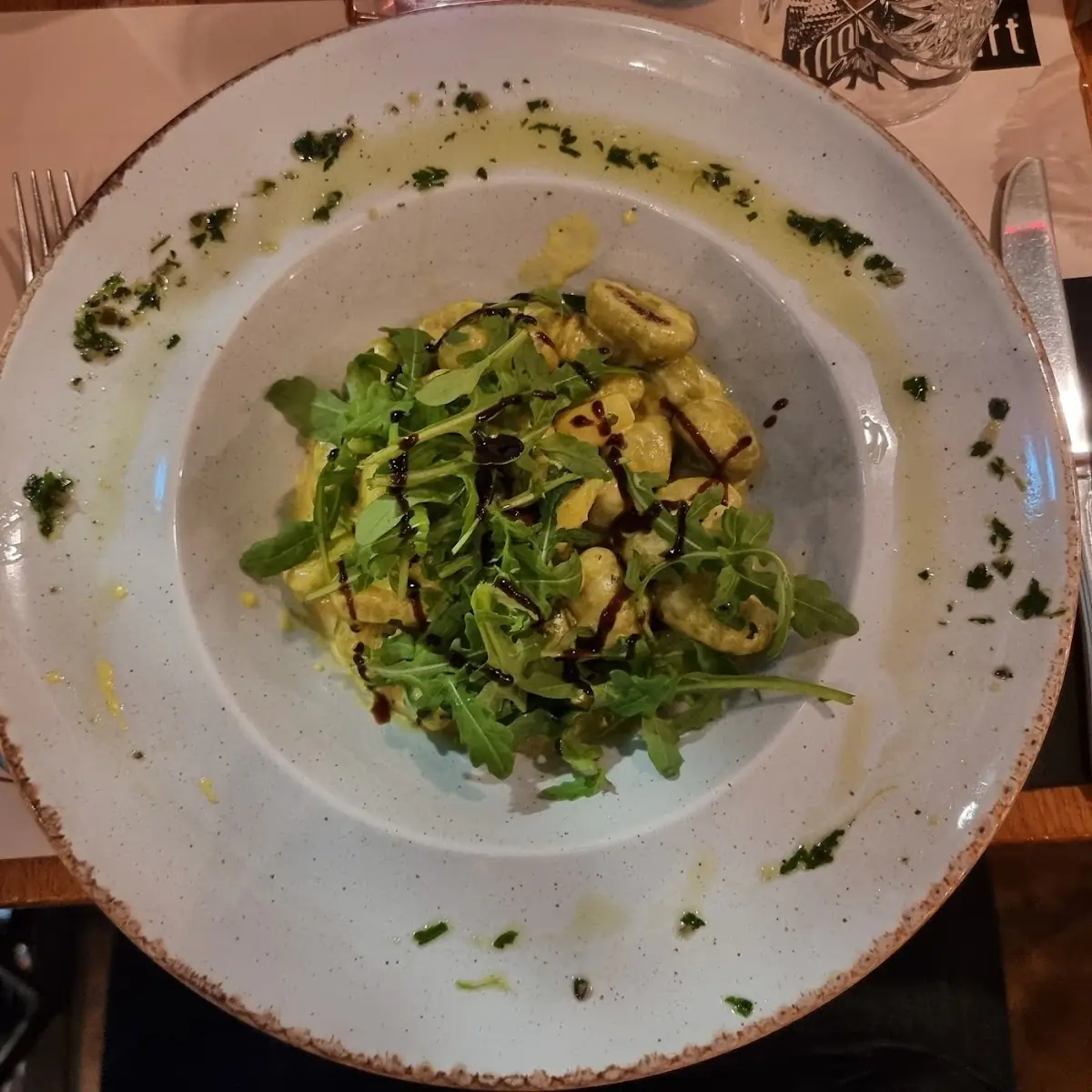 Spinat Gnocchi Mit Ananas Und Kokossauce