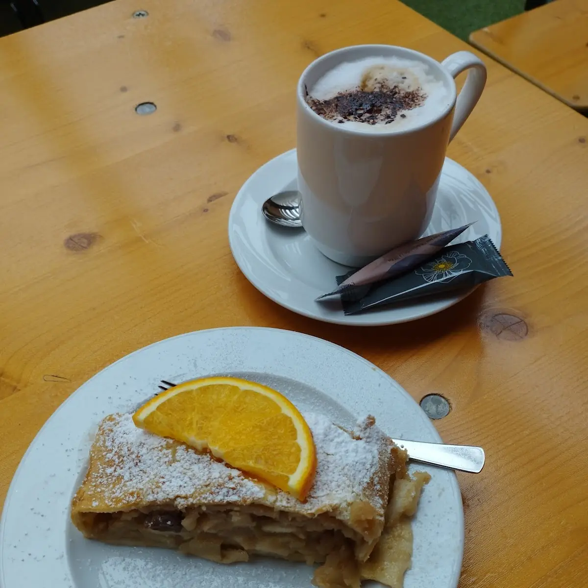 Apfelstrudel