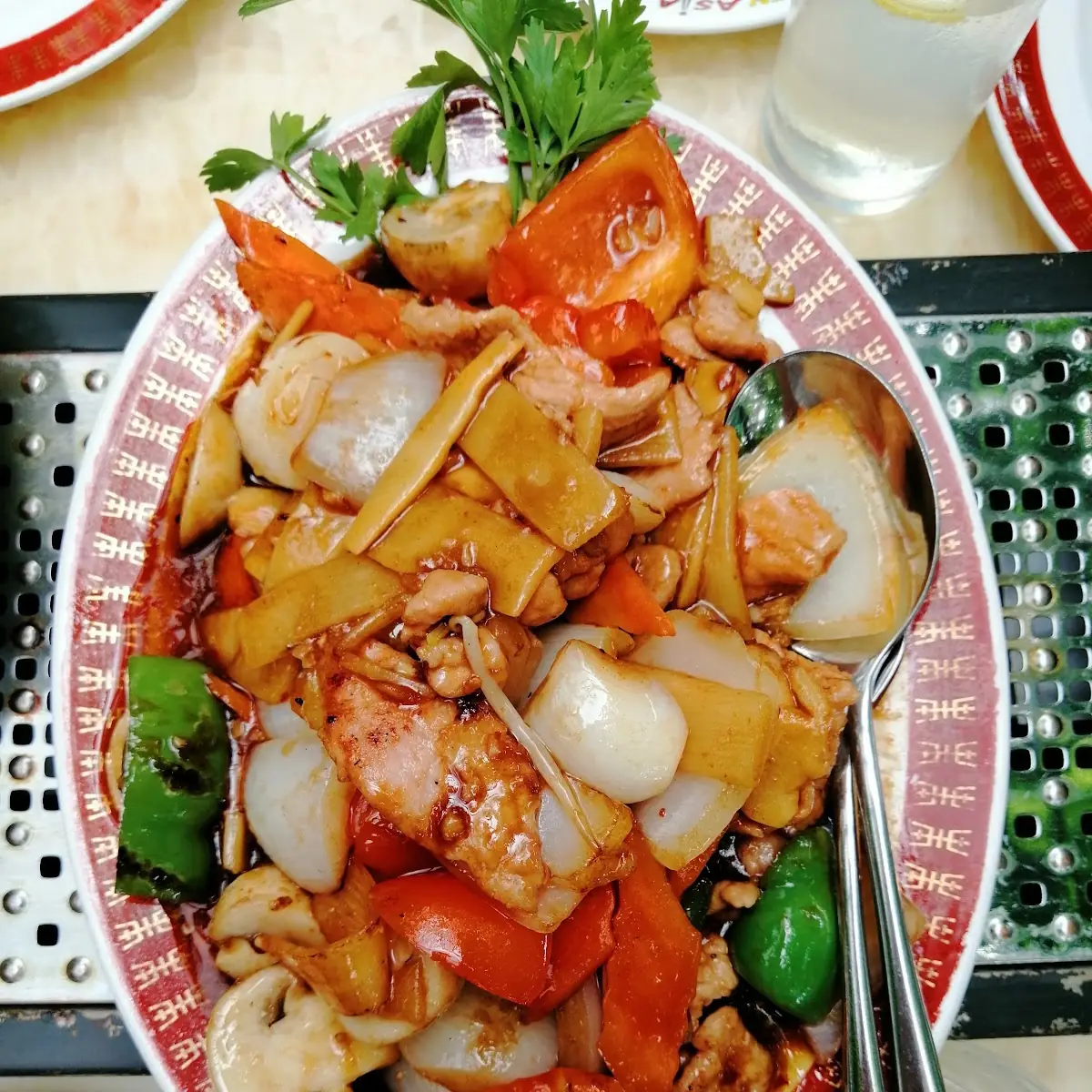 Schweinefleisch Szechuan Art