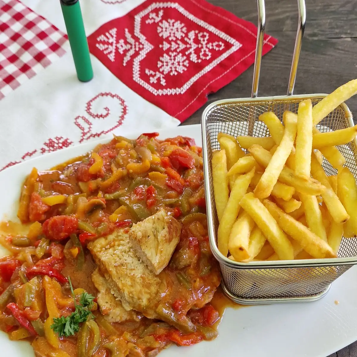 Chicken Filet With Lecho