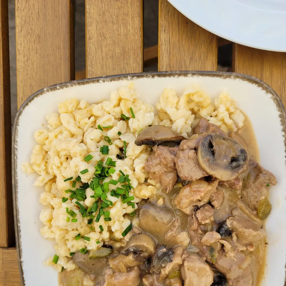 Bouf Stroganoff Mit Nockerl
