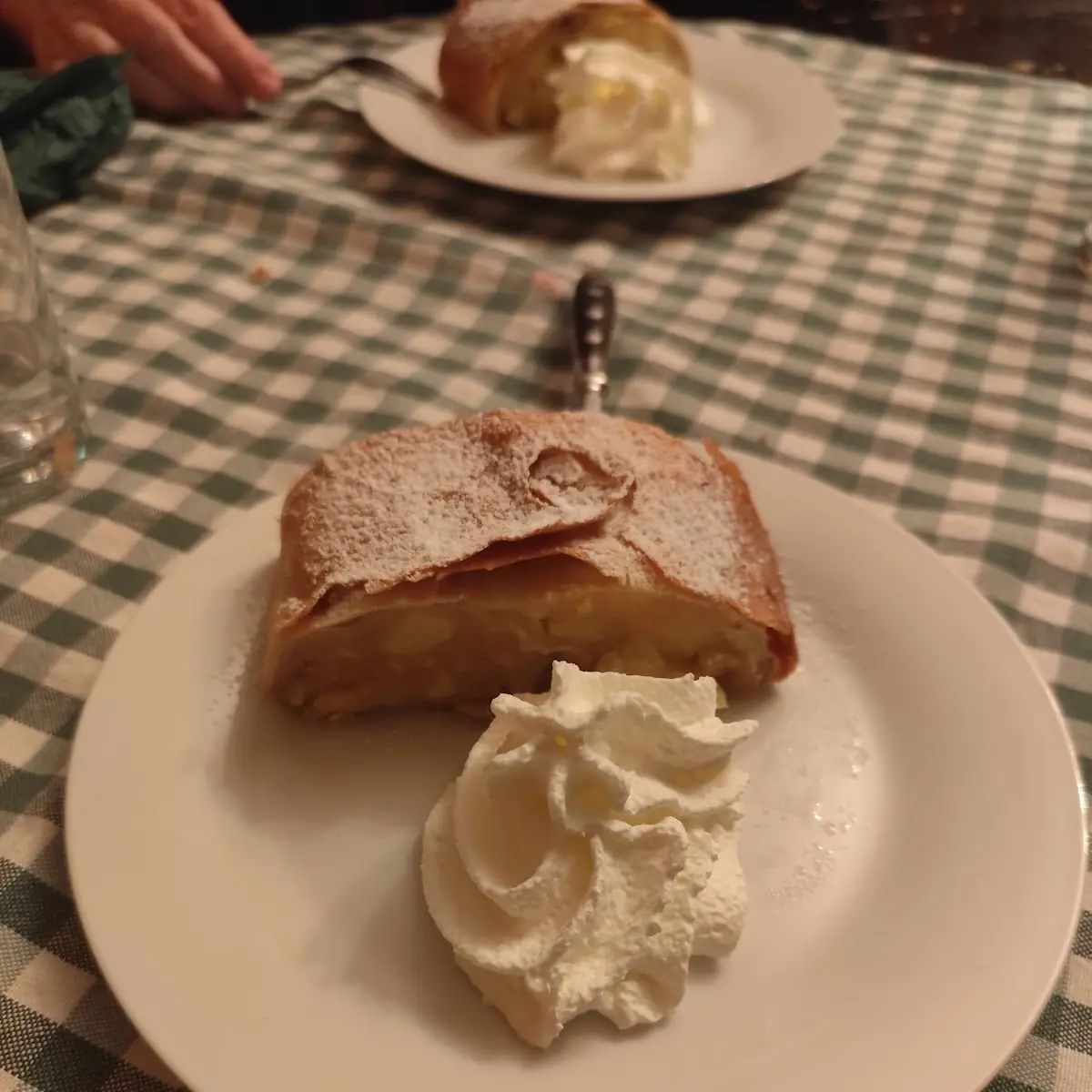 Apfelstrudel