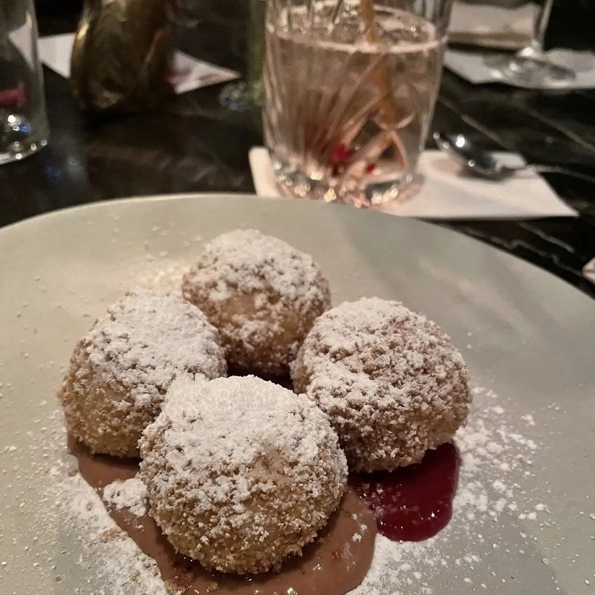 Erdbeer Nougat Knödel