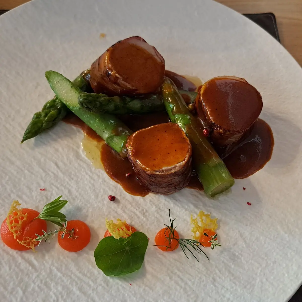 Schweinefilet Im Speckmantel Mit Pfeffersauce