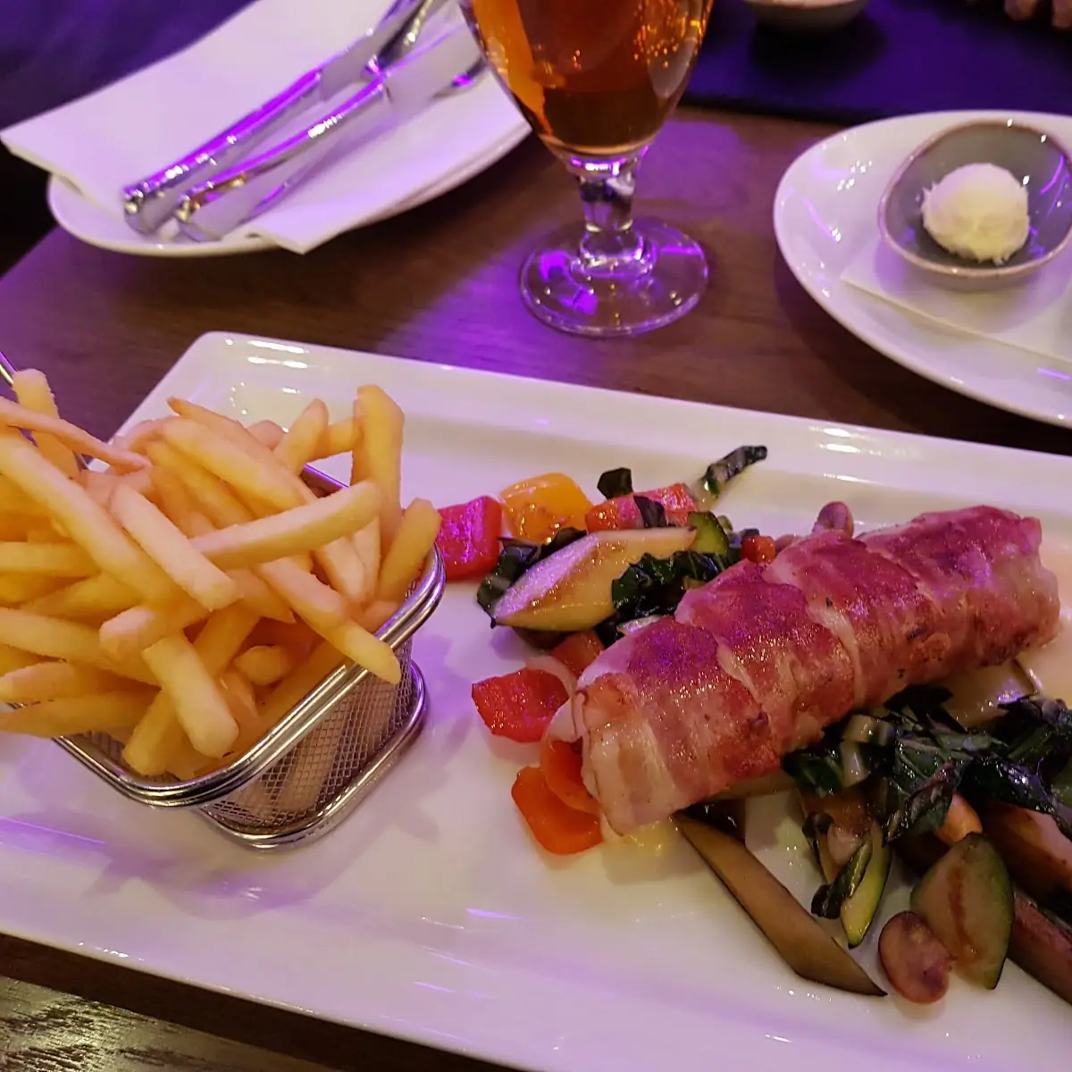 Gefülltes Schweinskaree