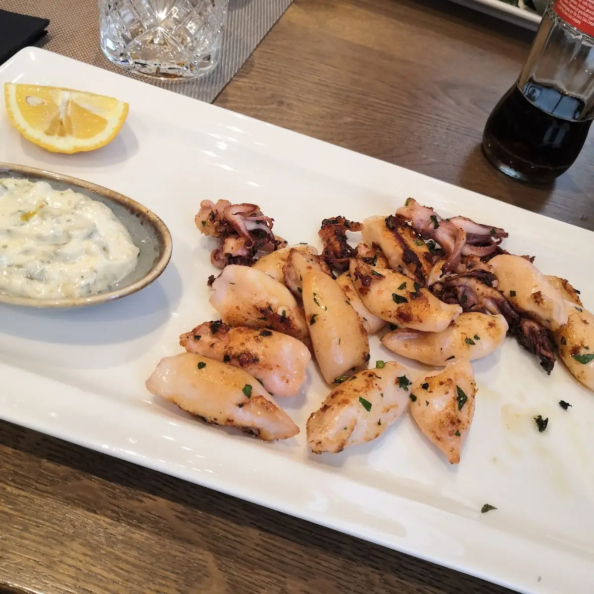Gegrillte Tintenfischchen