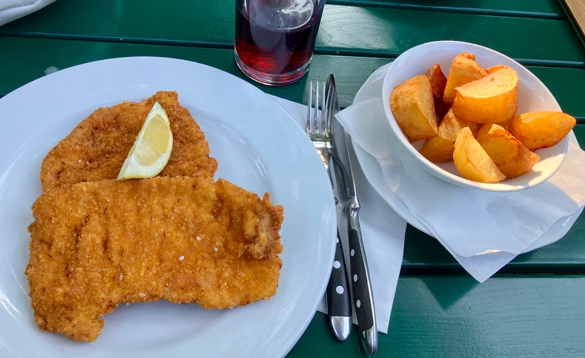 Putenschnitzel Mit Erdäpfel