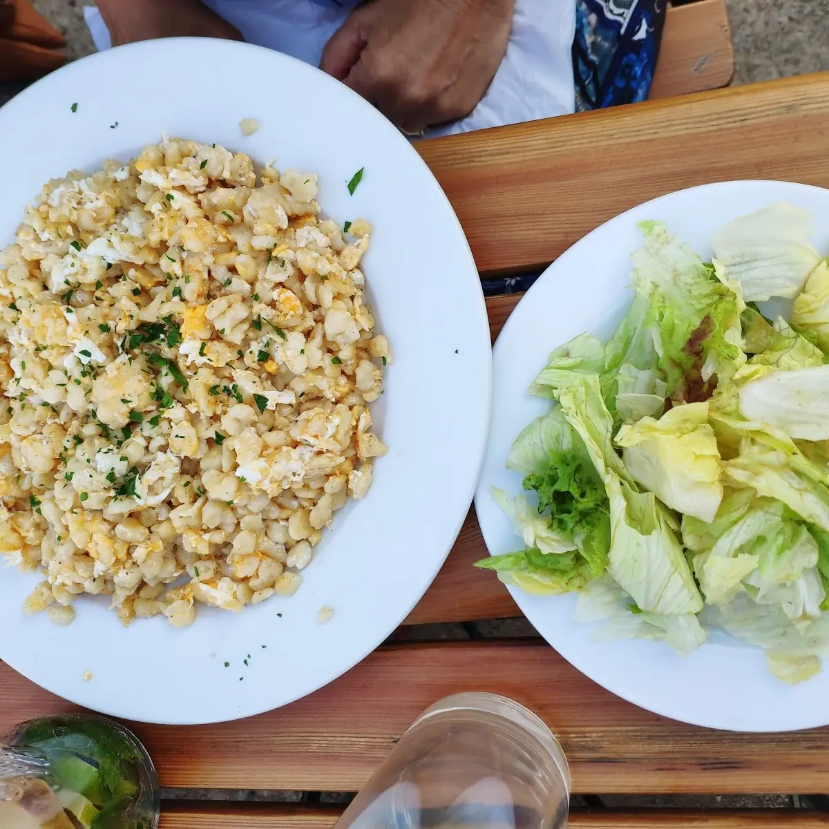 Eiernockerln Mit Grünem Salat