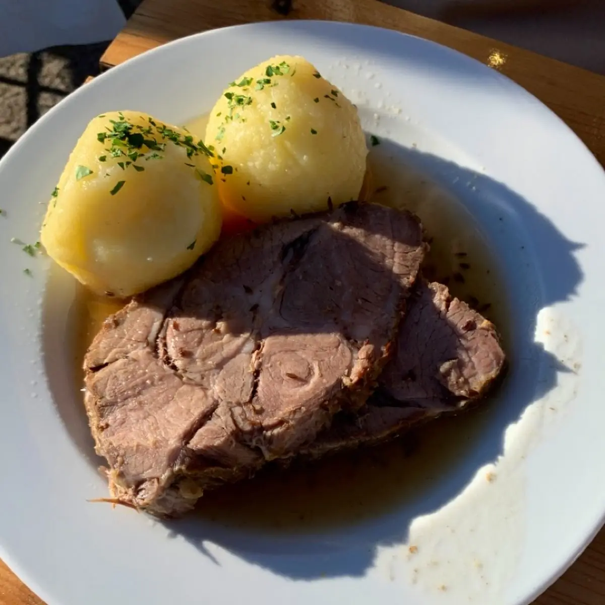 Schweinebraten Mit Kartoffelknödel