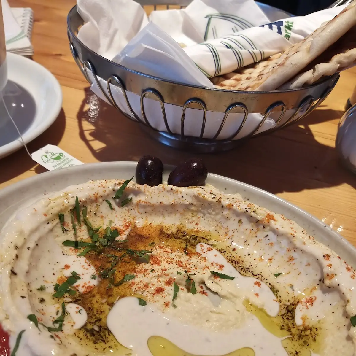 Hummus-ful