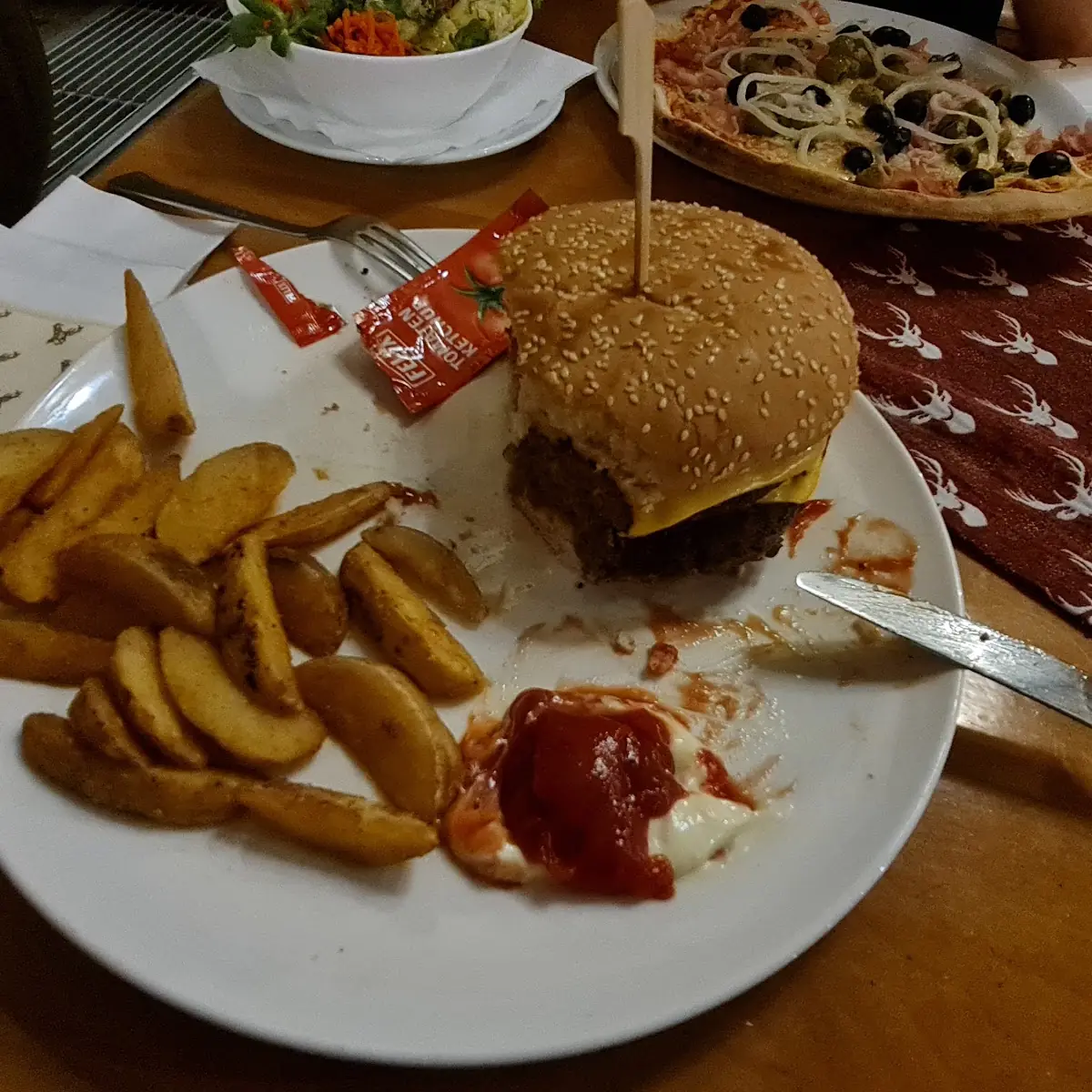 Double-Cheeseburger
