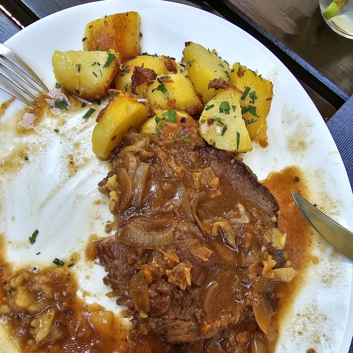 Zwiebelrostbraten