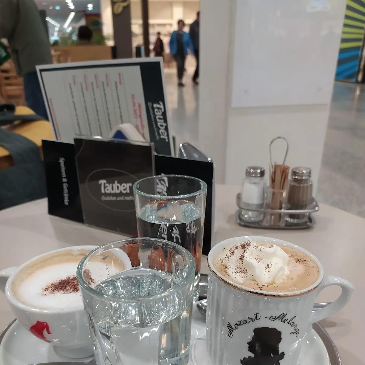 Häferlkaffee Mit Schlagobers