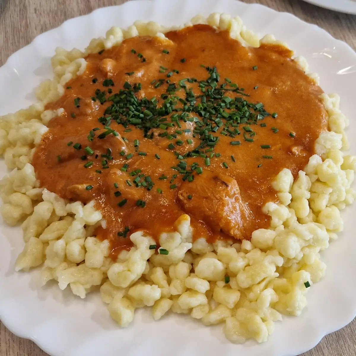 Hühnergeschnetzeltes Mit Butternockerl