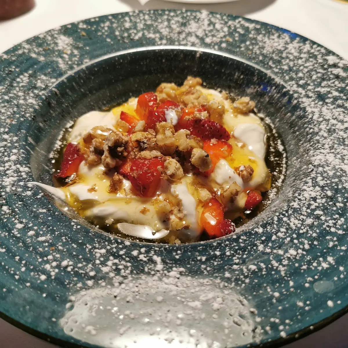 Joghurt Mit Honig Nüssen & Früchten
