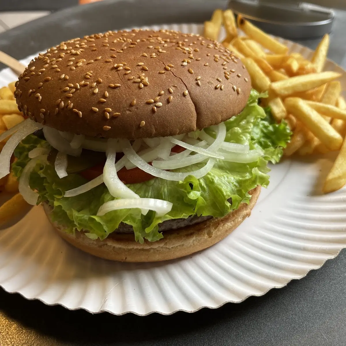 Burger Pommes AC