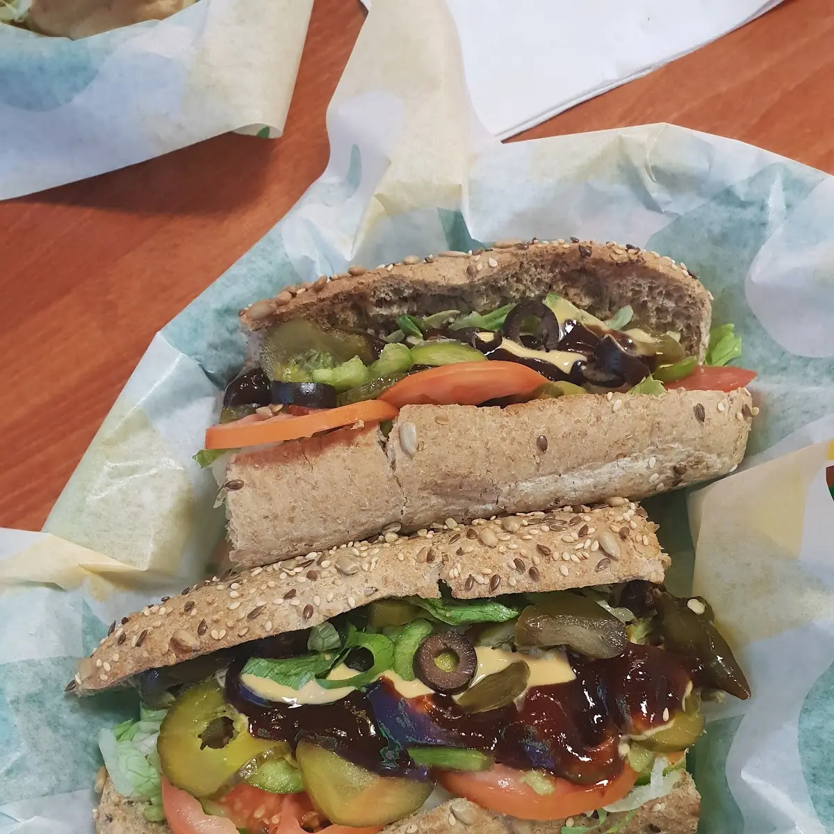 Sub Zum Hier Essen