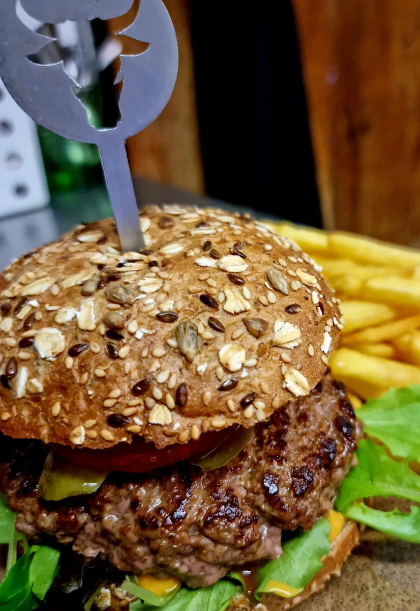 Pitzloch Burger XL