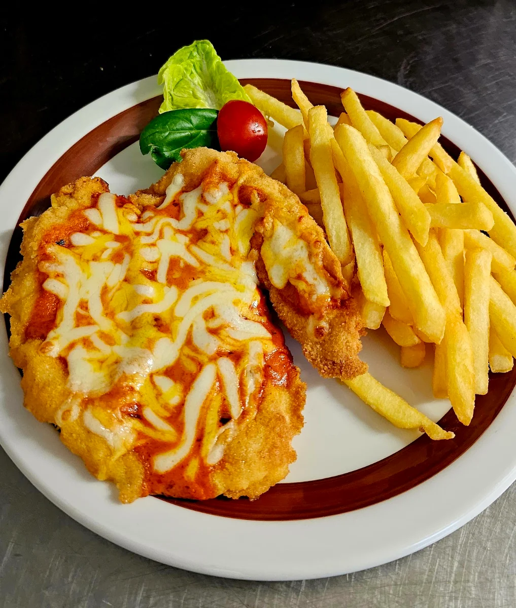 Schnitzel Wiener Art Parmigiana