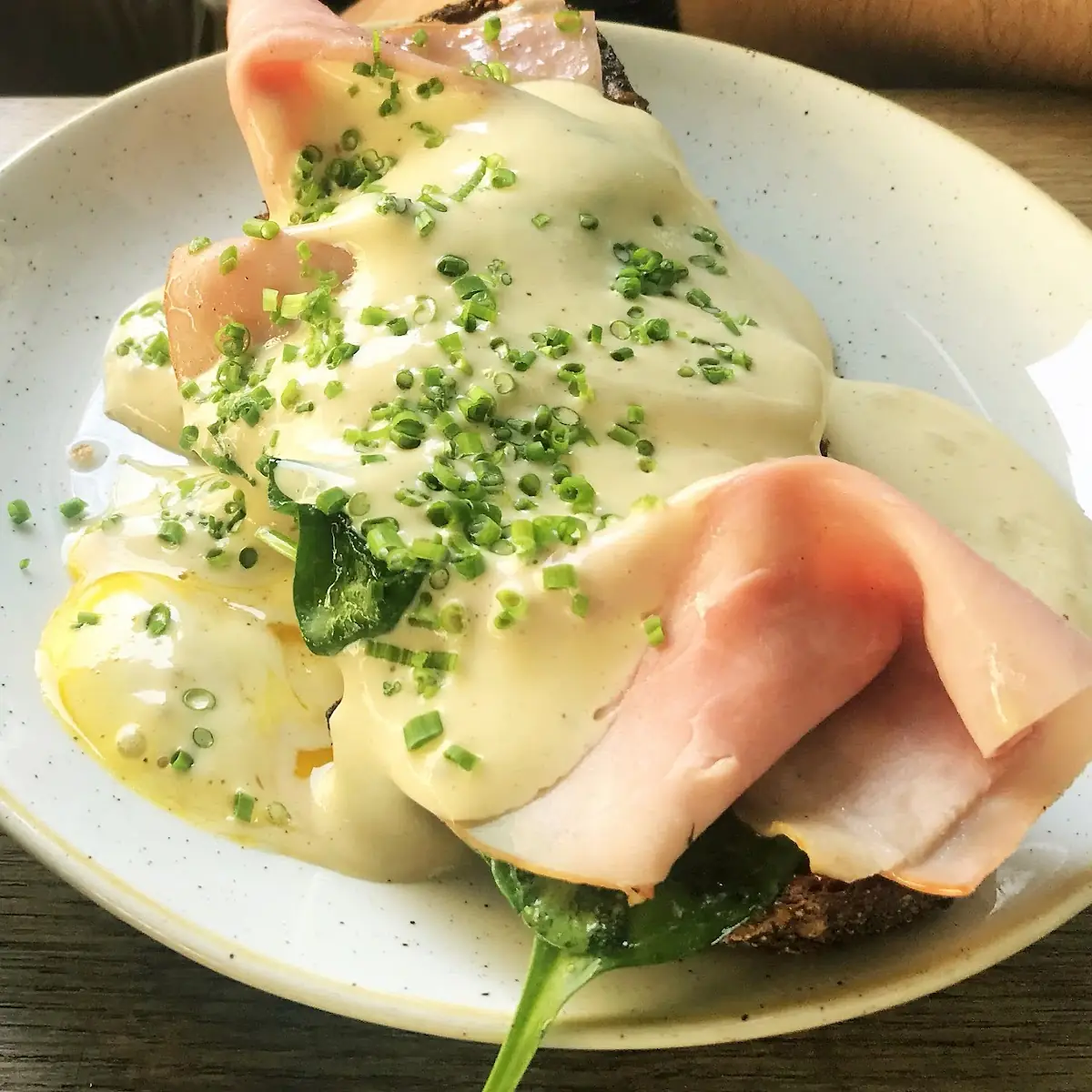Eierabend Eggs Benedict
