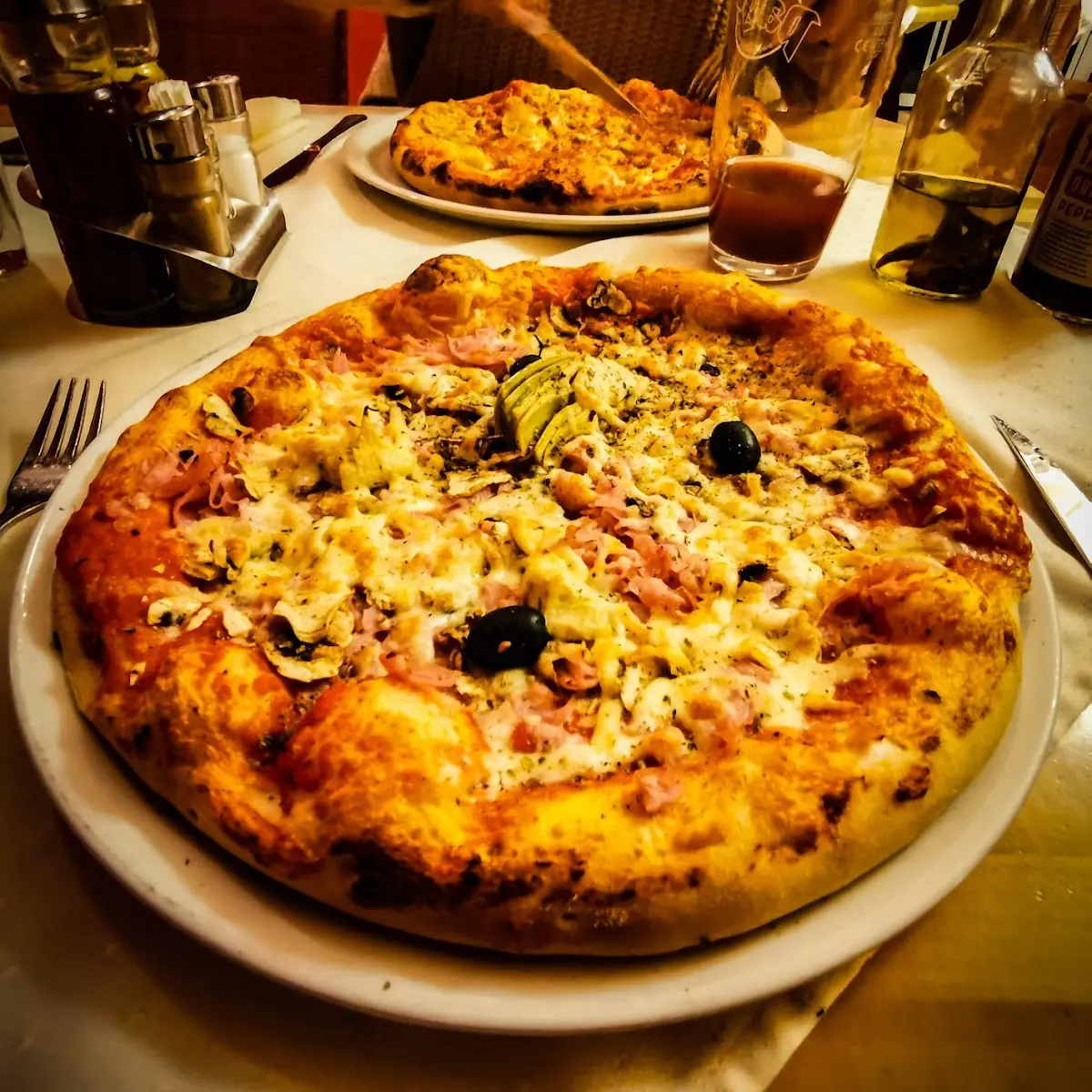 Pizza Capricciosa