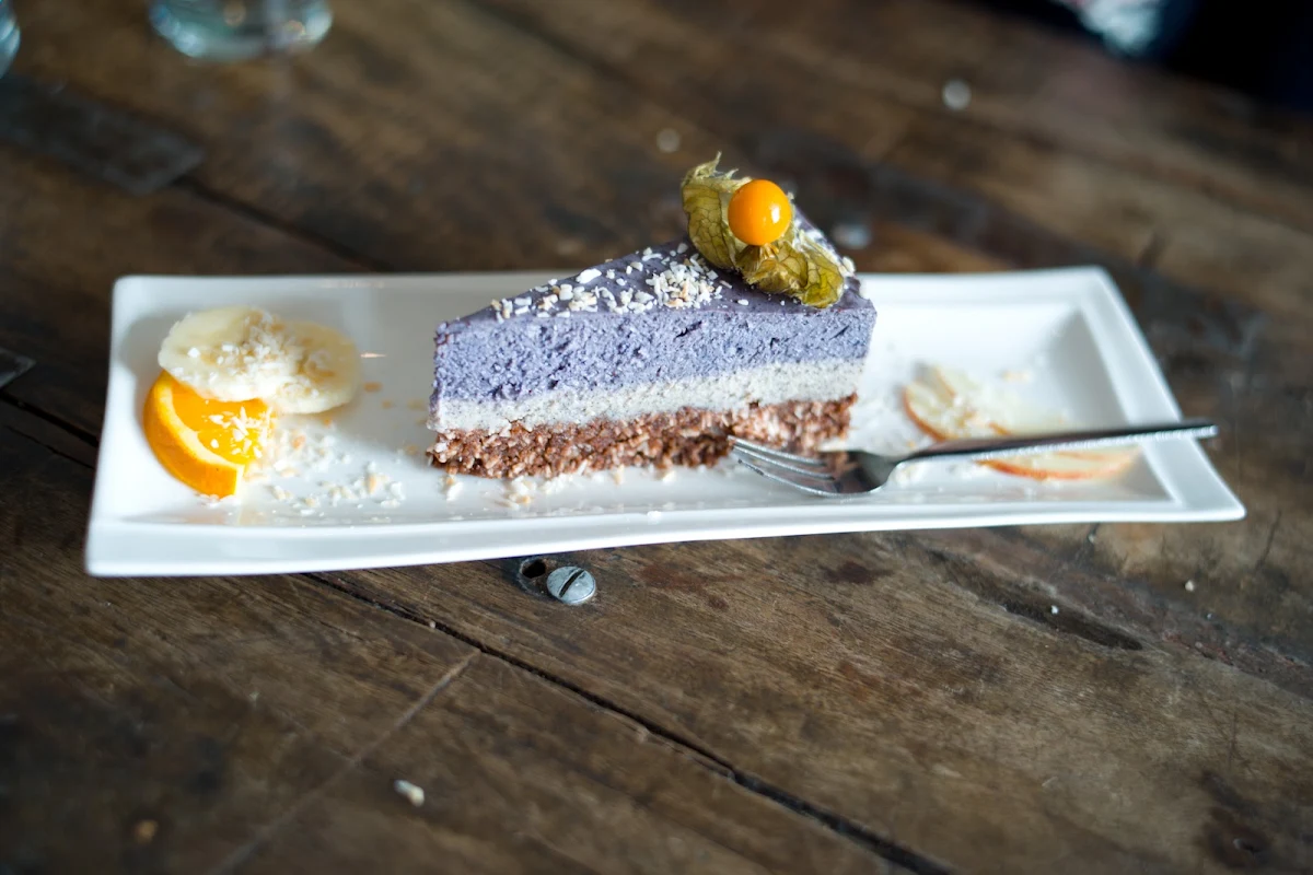 Raw Cake