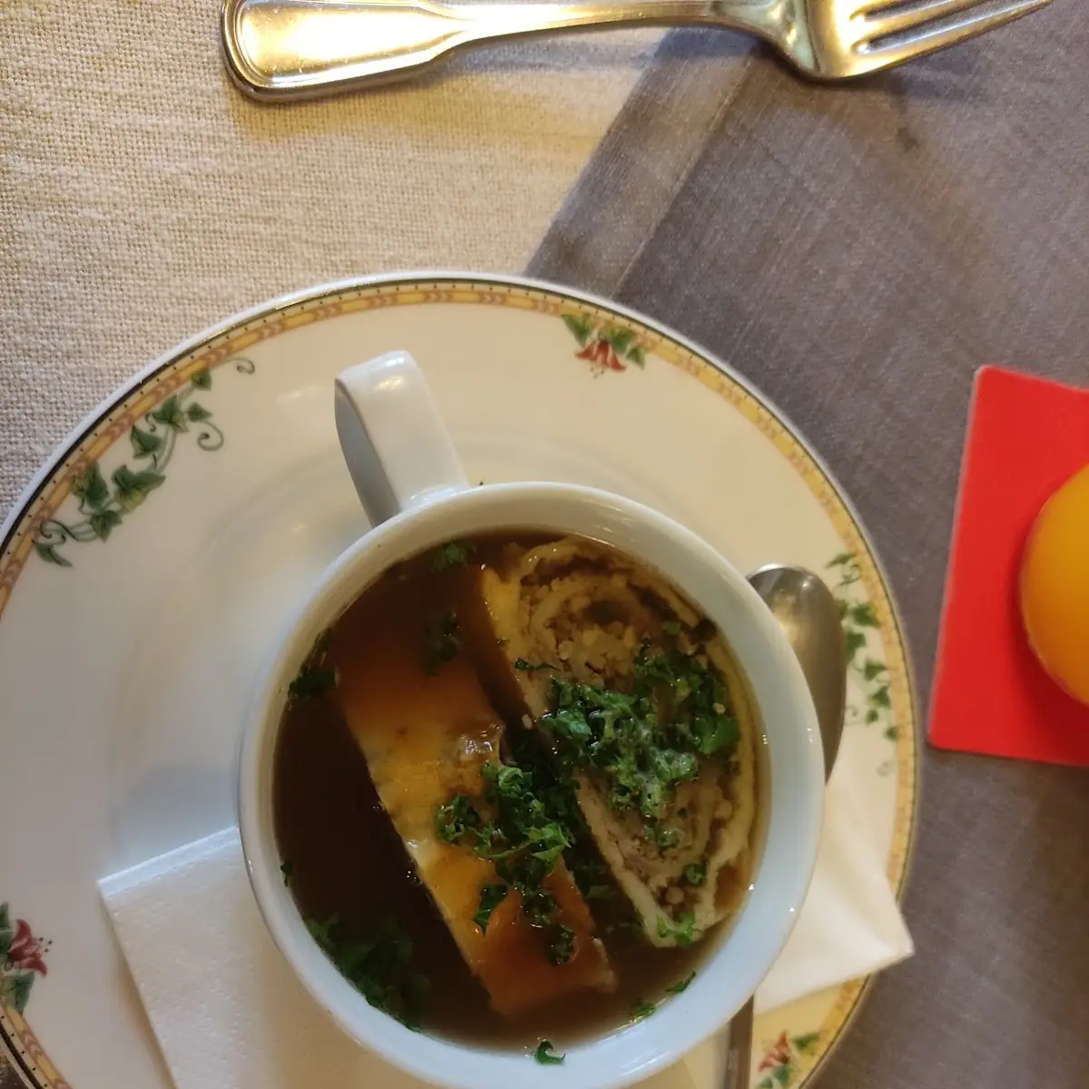 Fleischstrudel Suppe