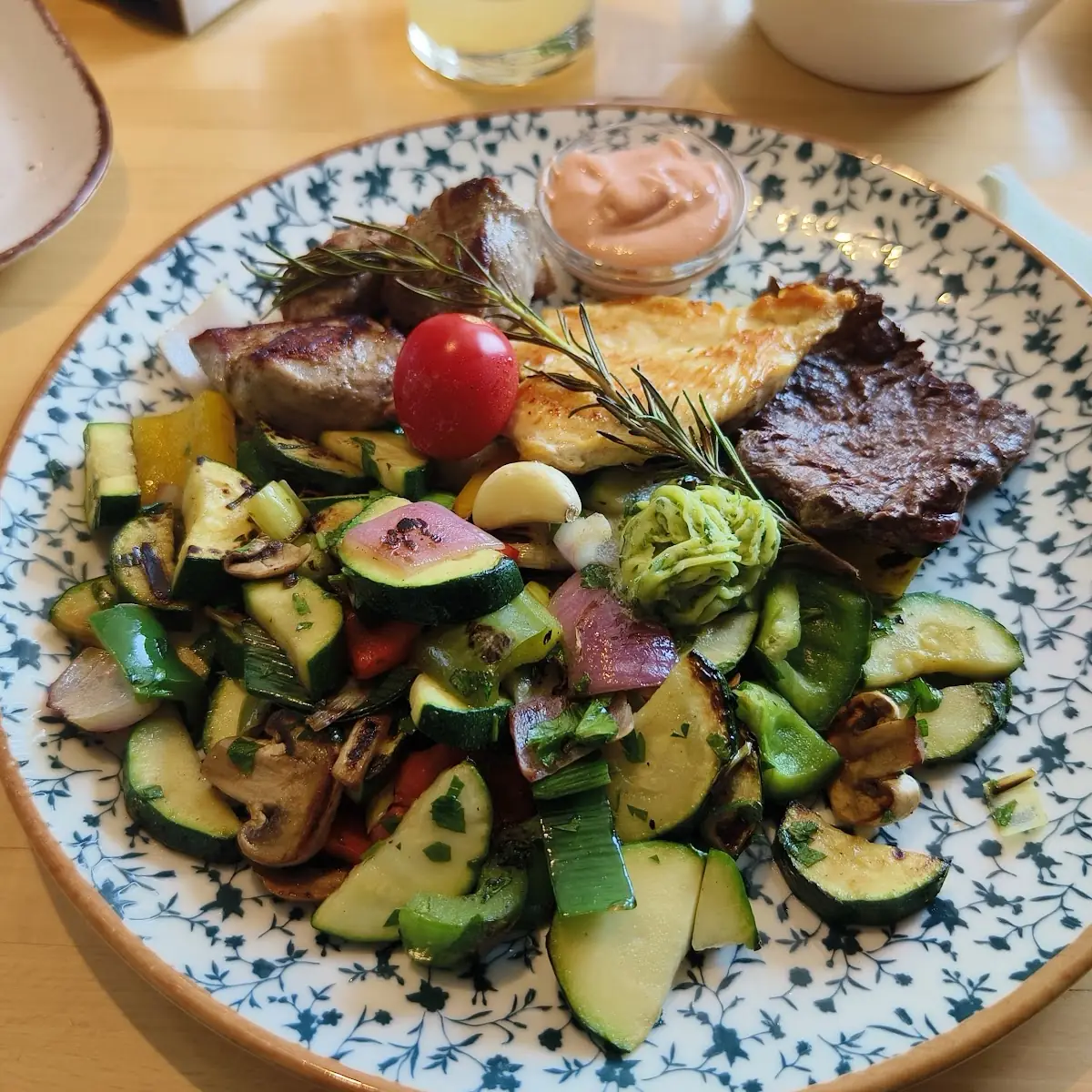 Grillteller Normalerweise Mit Pommes Aber Auf Wunsch Auch Nur Mit Diesem Herrlichen Grillgemüse