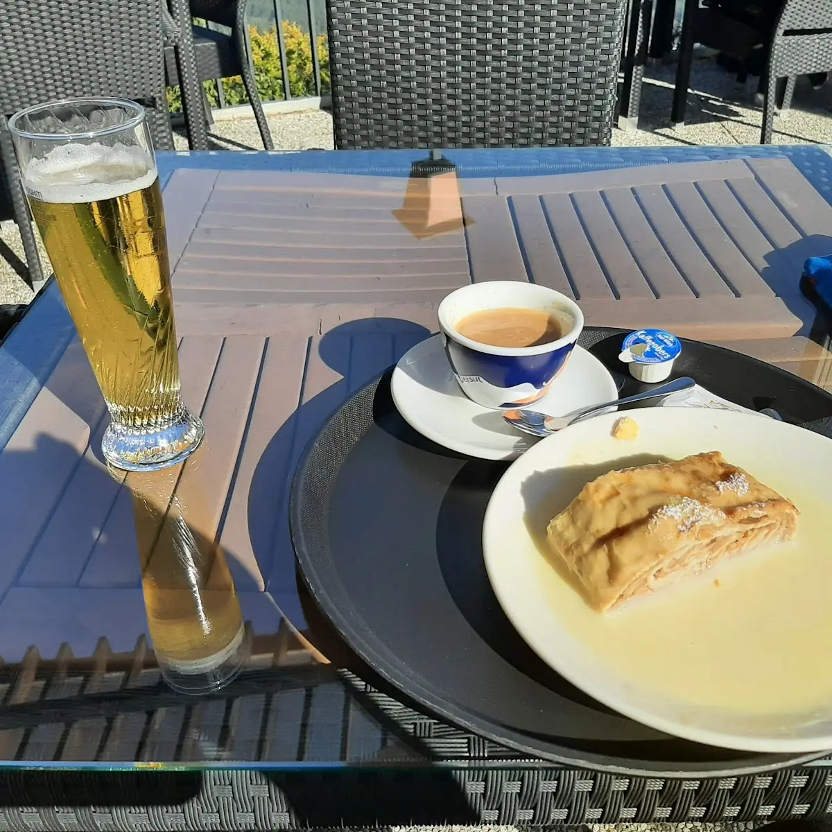 Apfelstrudel Mit Vanillesoße