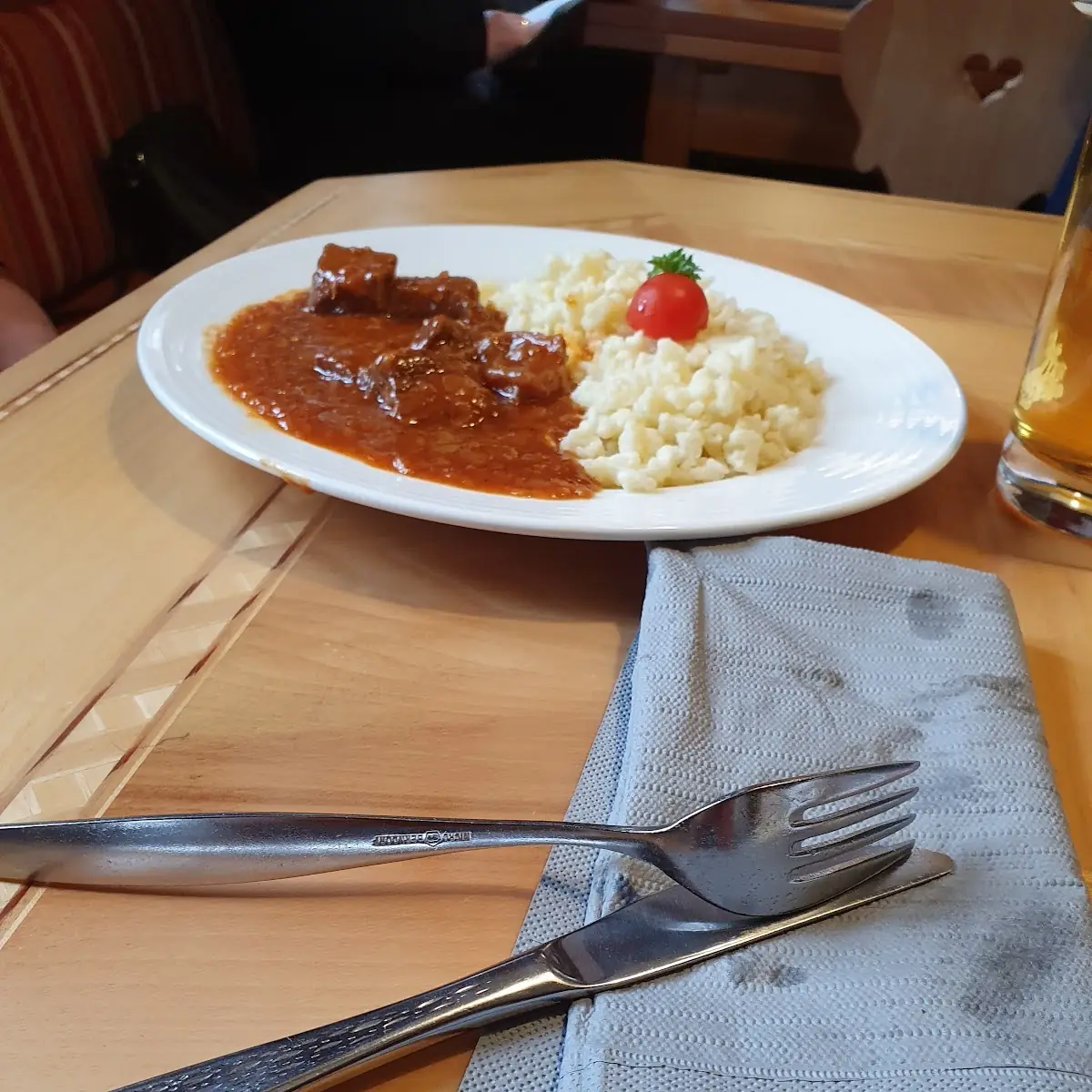 Hirschragout Mit Spätzle
