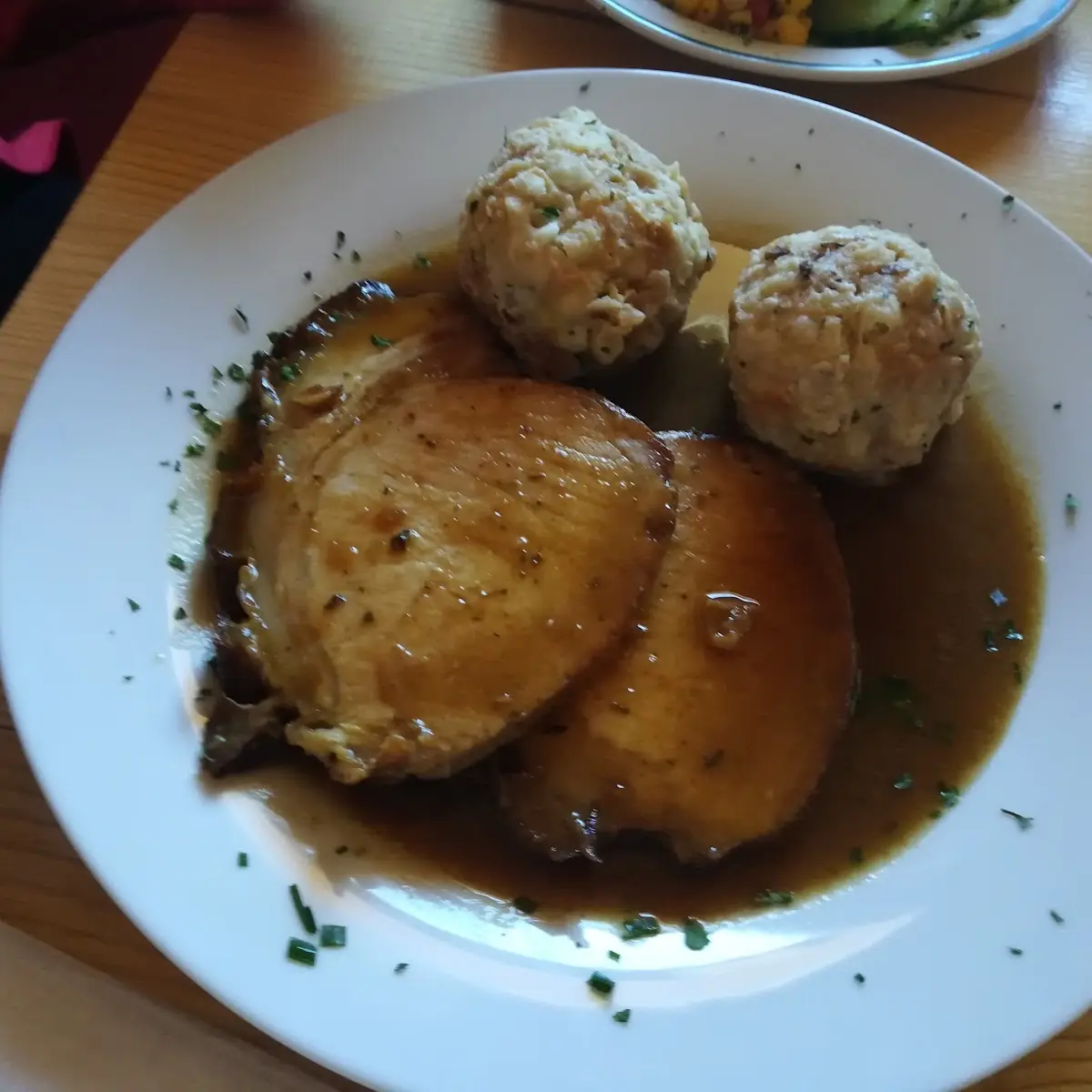 Schweinsbraten Mit Knödel
