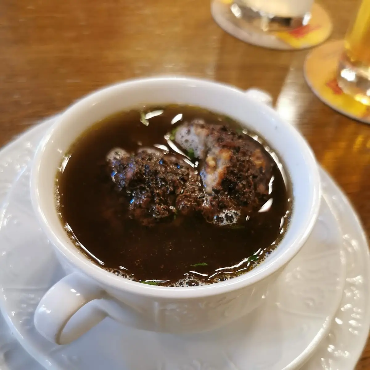 Leberknödelsuppe