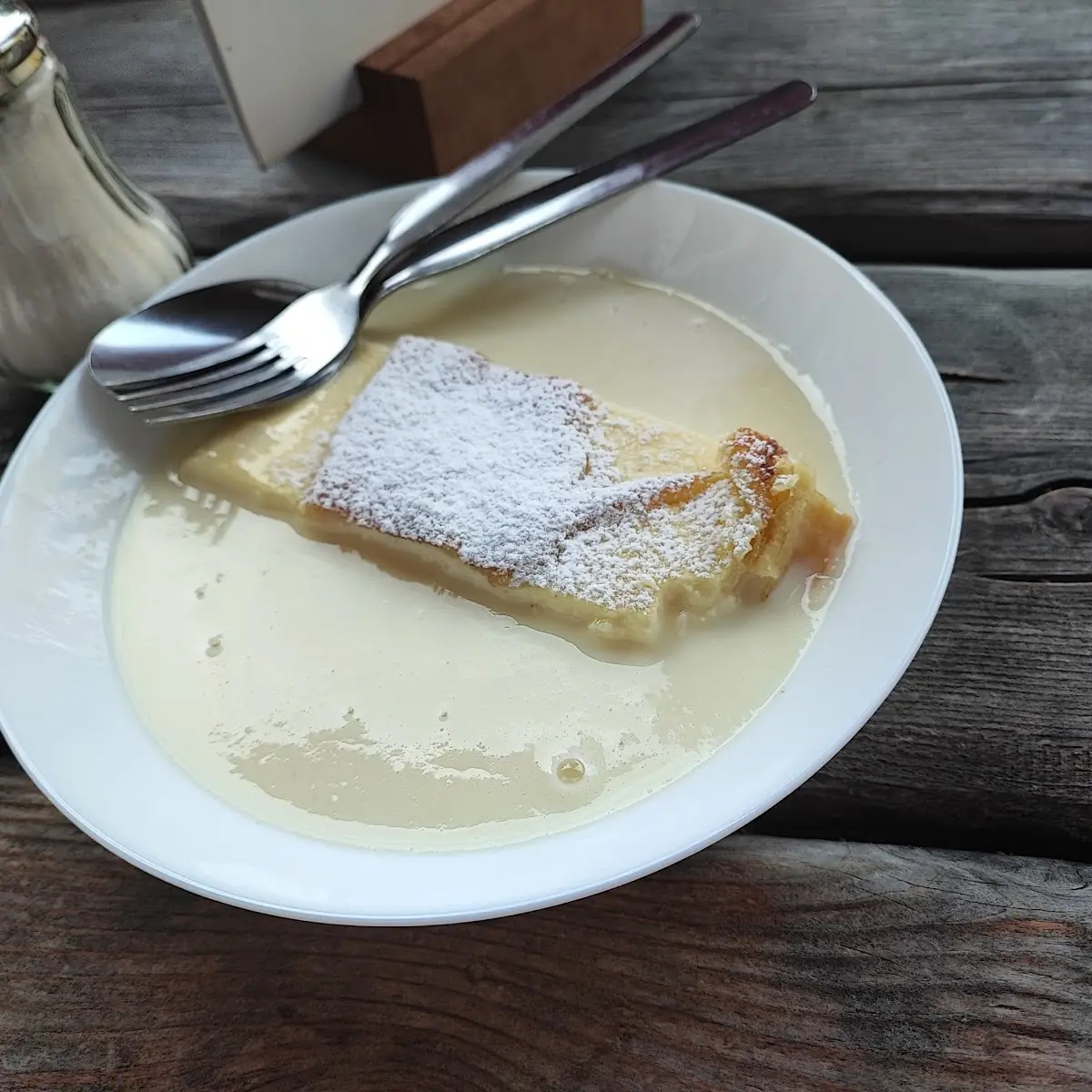 Ricotta Strudel In Hot Vanilla Sauce