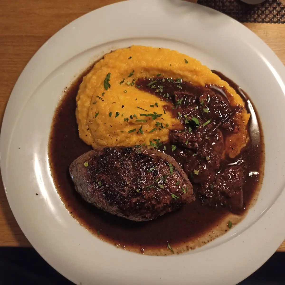 Steak Mit Balsamico Dörrpflaumen Und Kürbispüree