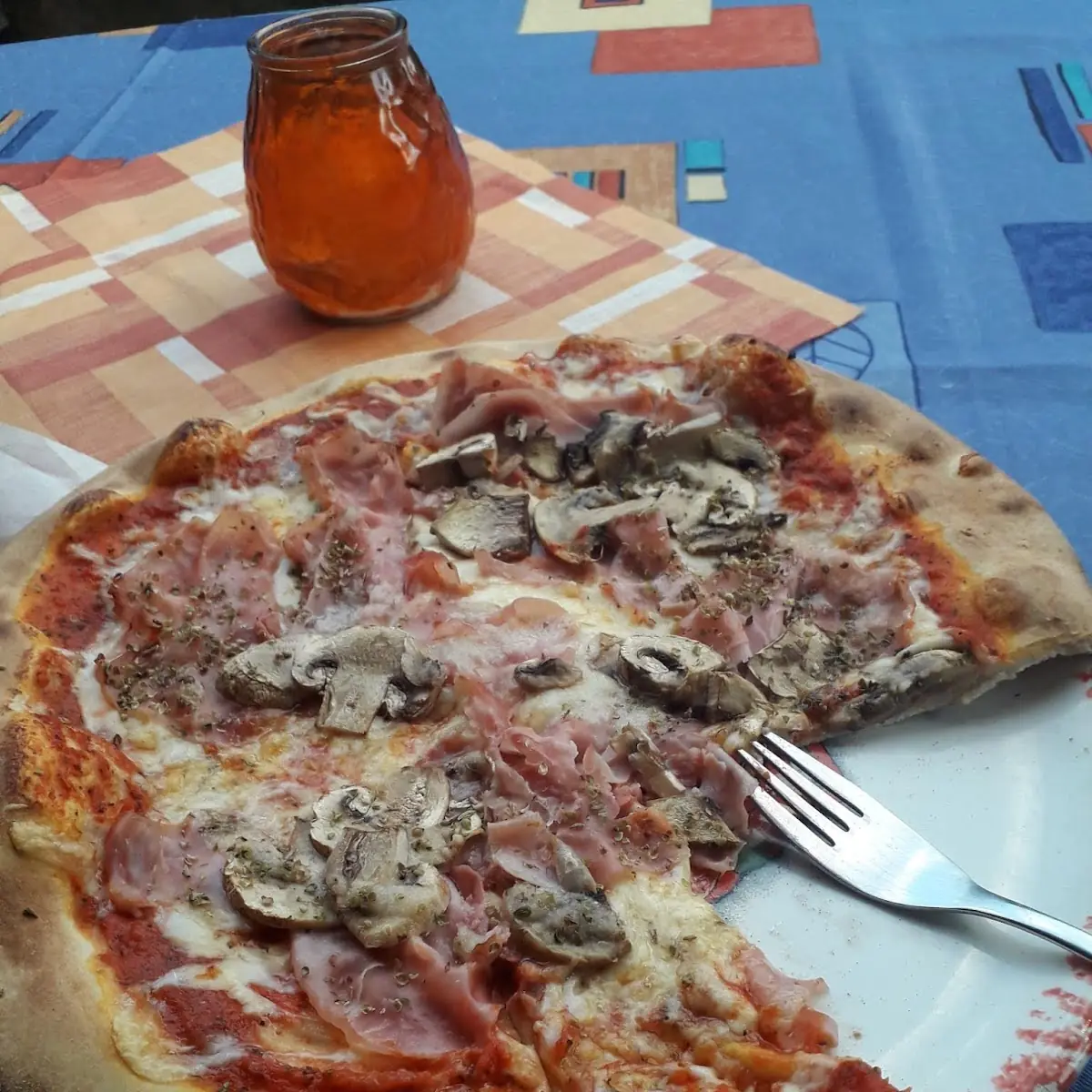 Pizza Prosciutto E Funghi